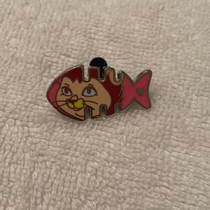 Dinah Alice in Wonderland Disney Pin